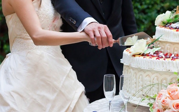 Everything You Need to Know about Choosing Your Wedding Cake